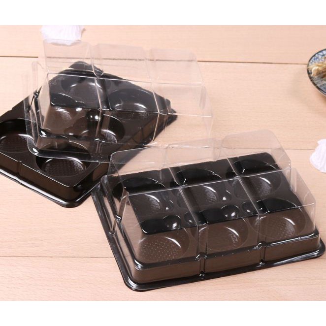 Set 10 hộp nhựa 6 ngăn đựng bánh