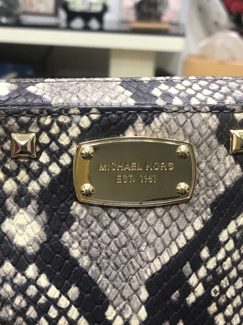 Túi Michael-Kors da rắn