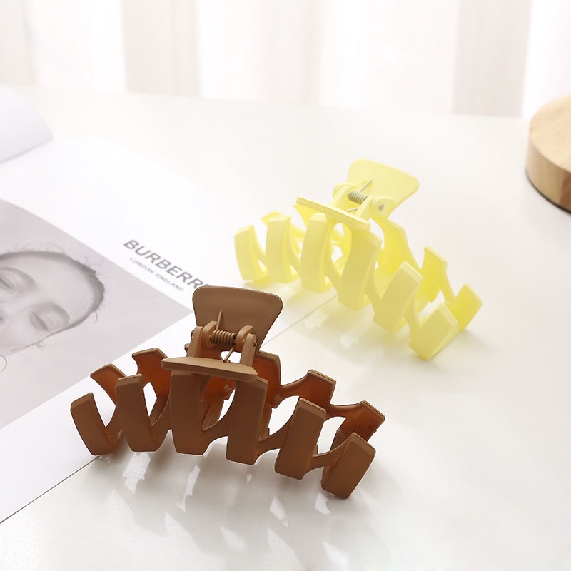 Kẹp Tóc Hình Cá Mập Bằng Nhựa Màu Trắng Thời Trang Mùa Hè Cho Nữ