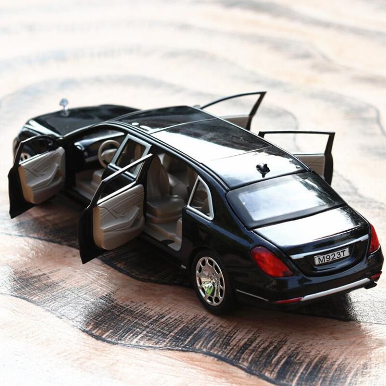 Mô hình xe MAYBACH S600 1:24 XLG