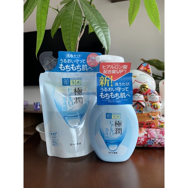 Sữa rửa mặt Hada.labo dạng bọt / Có túi refill tiện lợi và tiết kiệm