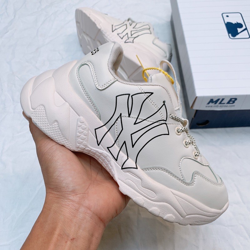 [Tặng hộp và quà tự chọn] Giày thể thao đế cao hoạ tiết n | BigBuy360 - bigbuy360.vn