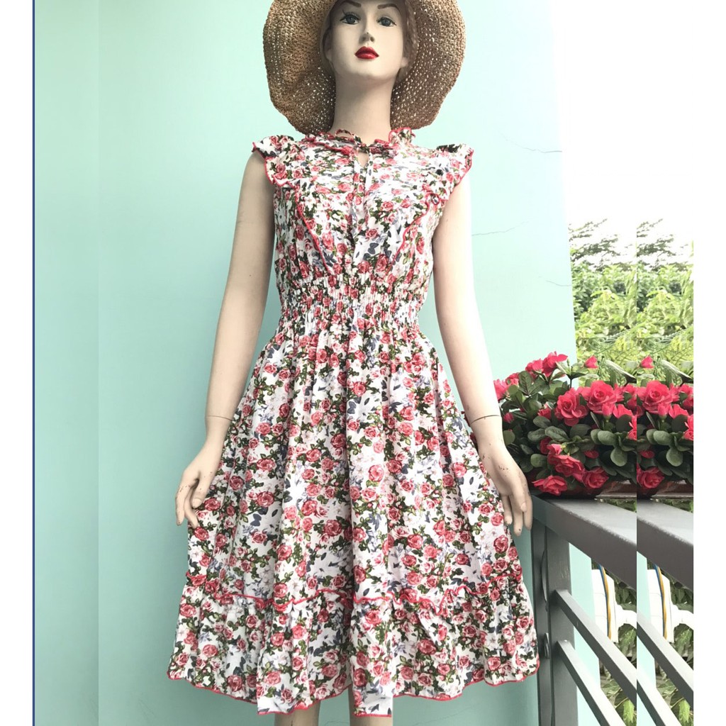 Đầm Dáng xòa tay con, Đầm lụa dự tiệc