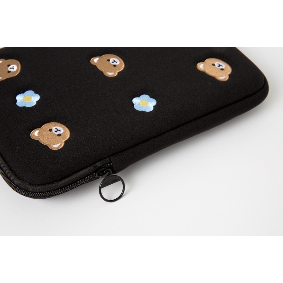 Túi Đựng Máy Tính Bảng 11Inch ARTBOX Hàn Quốc Màu Đen Họa Tiết Hoa Và Chú Gấu Teddy Dễ Thương