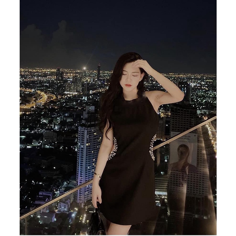 LINH CAVALI- Váy khoét eo ngọc 2 màu