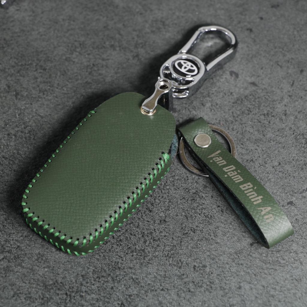 Bao da móc khoá bọc ốp chìa khoá xe ô tô Toyota Raize, da bò, nhiều màu, khâu thủ công ToRaize