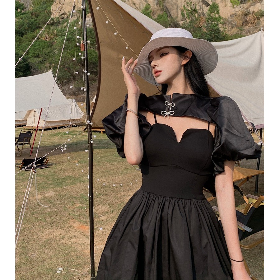 Đầm dáng xòe tay ngắn midi Emilyshop