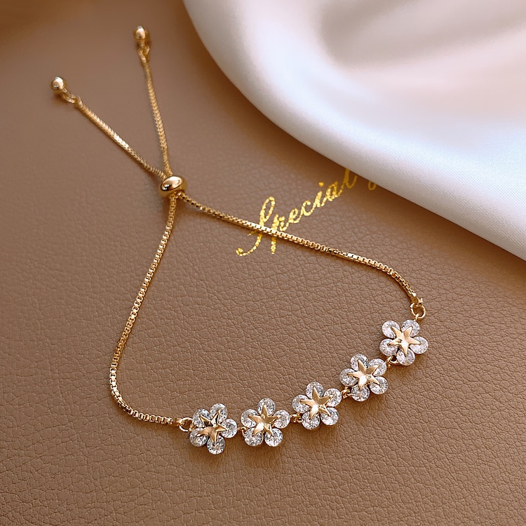 Vòng tay hoa dây rút style Hàn cực xinh - LT136