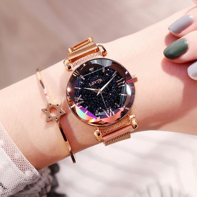 Đồng hồ nữ đính đá kim cương cao cấp màu xanh chỉnh sửa kích cỡ theo tay