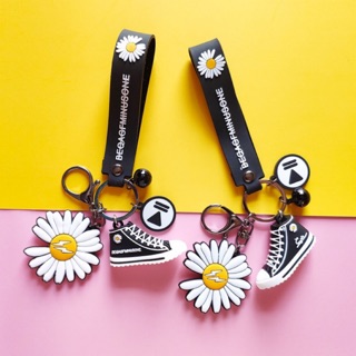 MÓC KHOÁ HOA CÚC GIÀY GD BIGBANG PEACEMINUSONE PVC