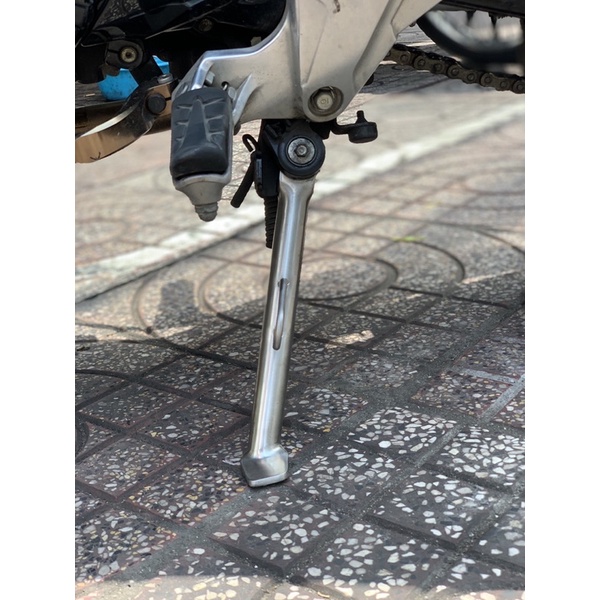 Chân chống inox