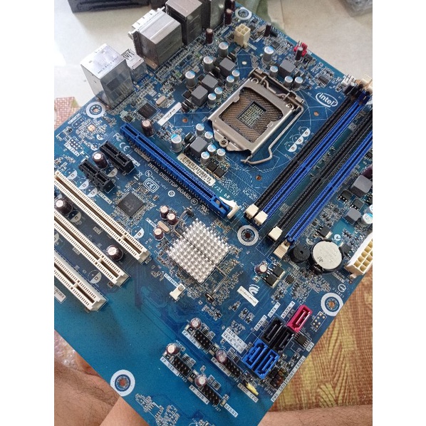 Mian Intel H67.Socket 1155 / 4 khe Ram dde3/Chặn đầy đủ bảo hành khỏi chê