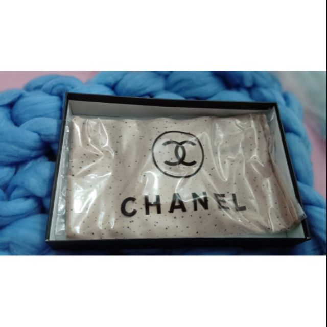 Khăn lụa Chanel