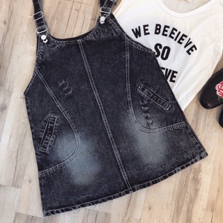 Set yếm jeans áo thun sát nách cá tính