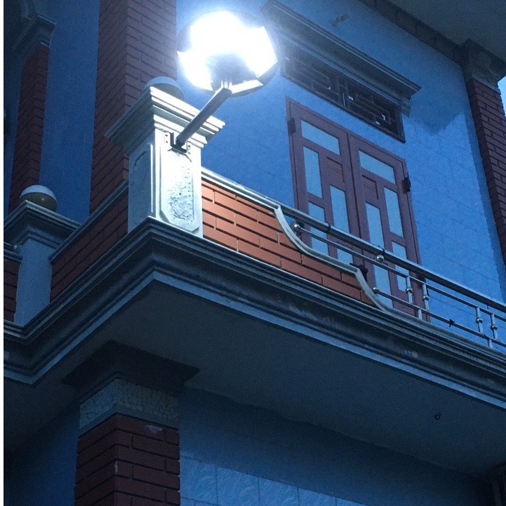 Đèn năng lượng mặt trời sân vườn, Đèn trang trí sân vườn UFO công suất 200W, Bảo hành 2 năm tiêu chuẩn chống nước IP67