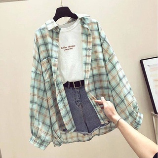 Quần áo khách mua trên live shopee