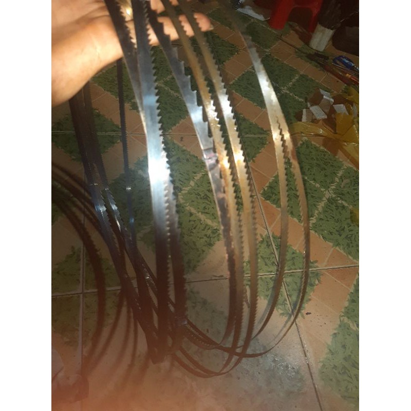 Lưỡi cưa lọng vòng 8mm.0.5mm.răng 4mm chuvi 1400mm lăp máy ozito bsw 2581 .chuyên cắt gỗ.lưỡi mới của nhật