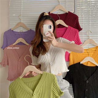 Áo thun nữ croptop tay ngắn cỗ chữ V siêu xinh dễ thương