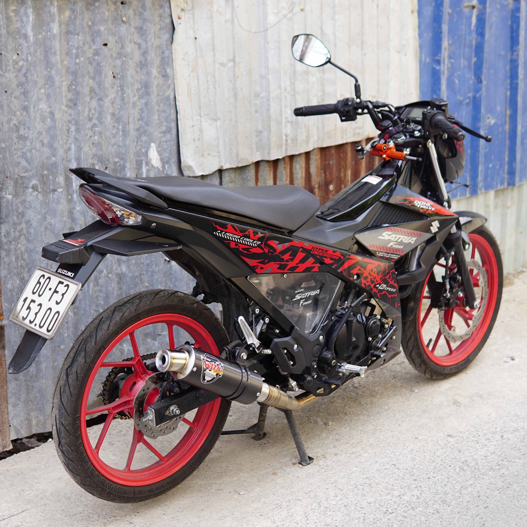 Pô WRX GP K1 tròn - Carbon