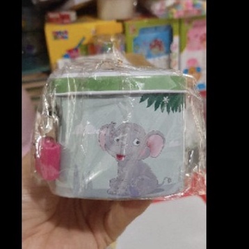 Két sắt mini cho bé.