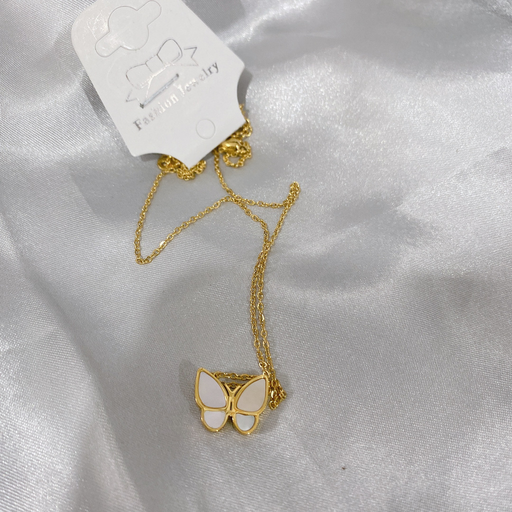 vòng cổ Mặt Hình Bướm Đính Ngọc Trai Trắng Sang Trọng Đơn Giản