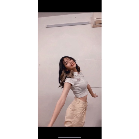 Áo H&M x Sex Education Polo Croptop Short Rugby Shirt
