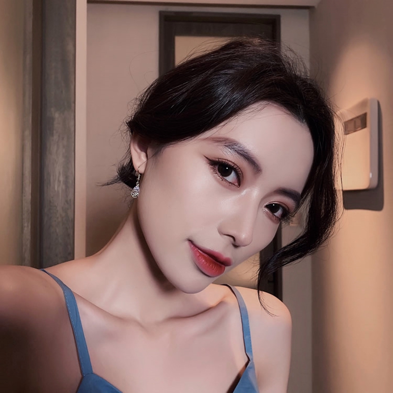 Hoa Tai Hình Giọt Nước Đính Đá Lấp Lánh Thời Trang