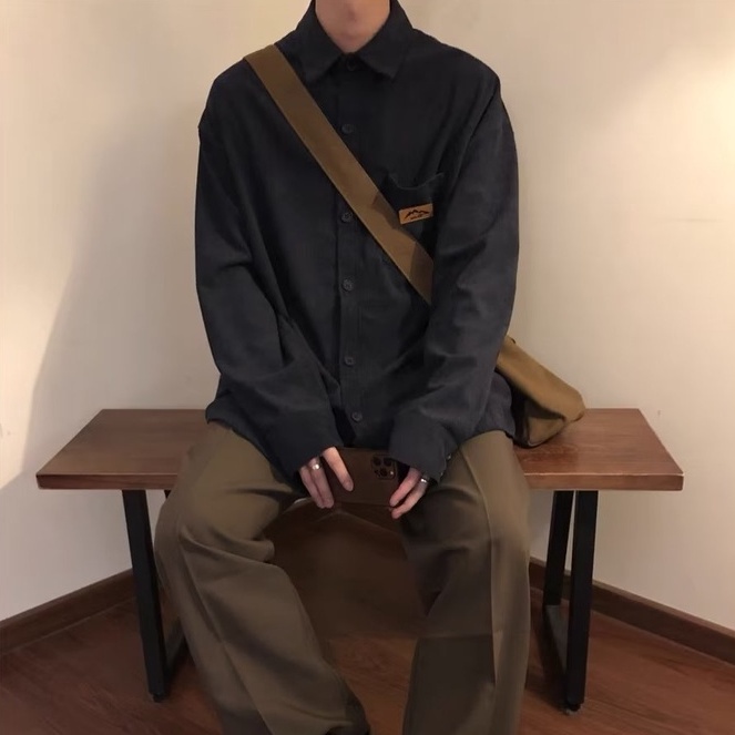 ♞AFF LIGA♞ Áo Khoác Sơ Mi Vải Nhung Kẻ Dáng Rộng Màu Sắc retro Hàn Quốc Chất Lượng Cao Thời Trang Mùa Thu Cho Nam