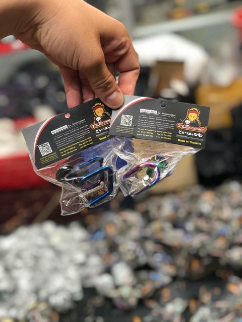 Hai cái móc treo đồ Tháilan Tupakanam