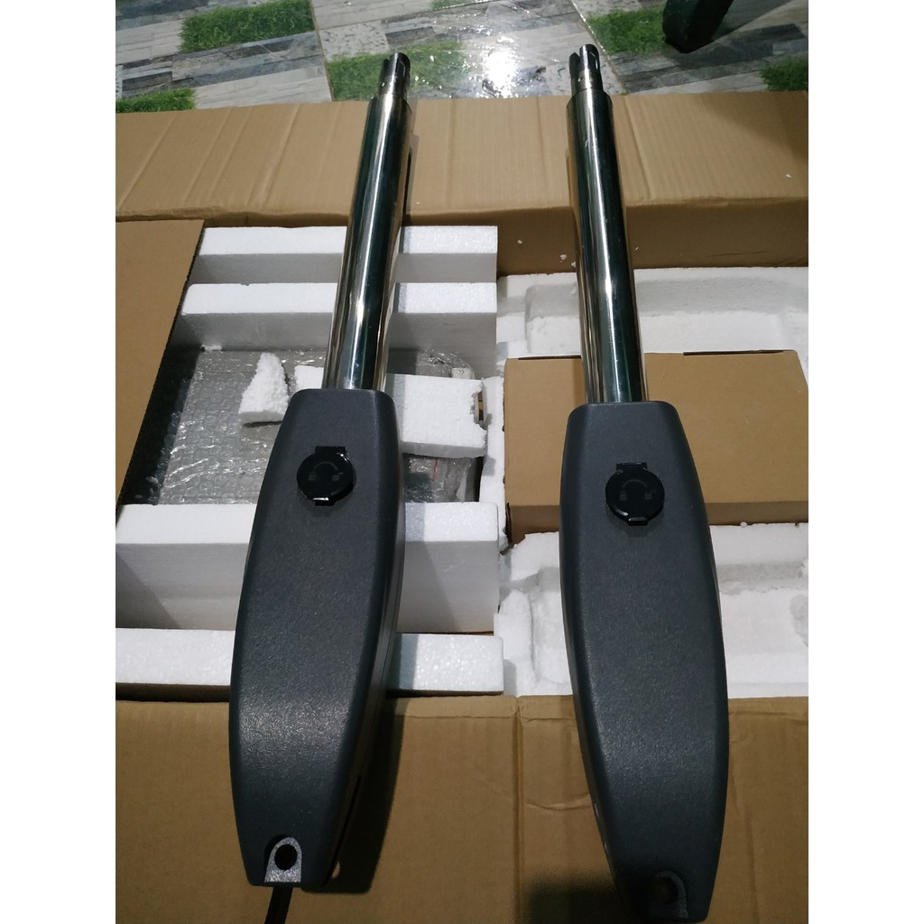 Mô tơ cửa cổng cánh tay đòn C02 swing gate motor