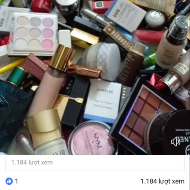 Mỹ phẩm sân bay