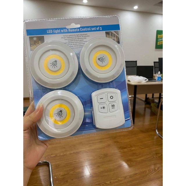 Bộ 3 đèn led mini + remote điều khiển từ xa , có chức năng hẹn giờ. Đèn trang trí