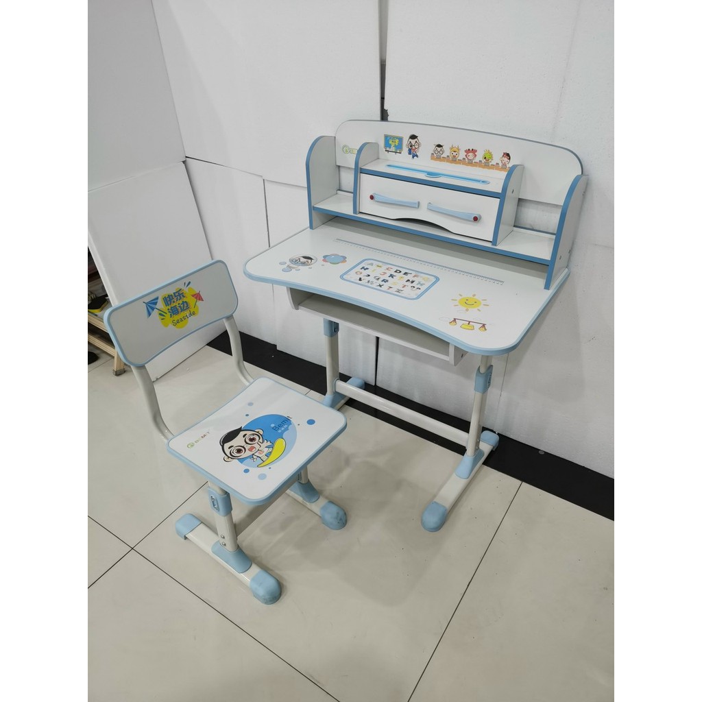 BỘ BÀN HỌC SINH TĂNG CHỈNH ĐỘ CAO KÈM GIÁ SÁCH KÍCH THƯỚC 50CM *75CM | BigBuy360 - bigbuy360.vn