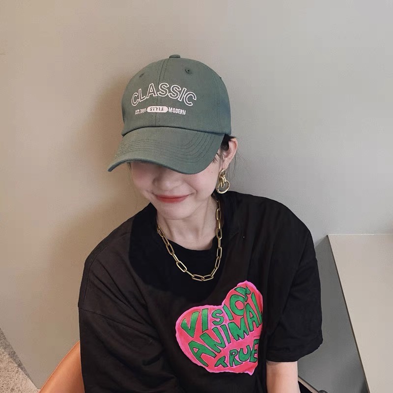 Mũ lưỡi trai MG STUDIO thêu chữ CLASSIC thời trang
