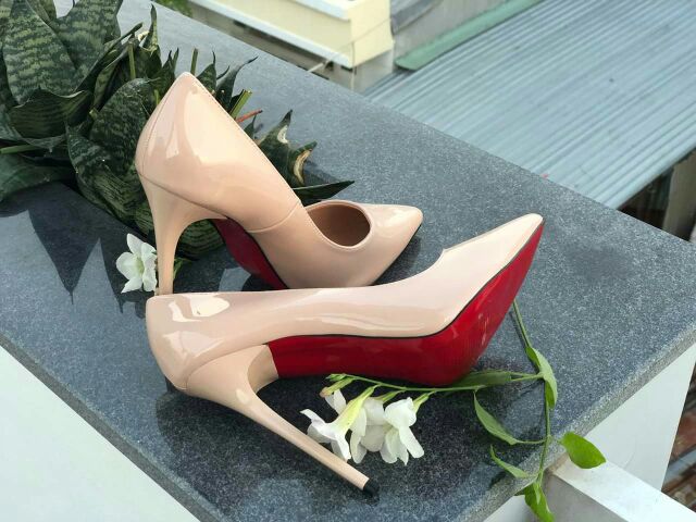 Giày cao gót đế đỏ màu nude 11-12p | BigBuy360 - bigbuy360.vn