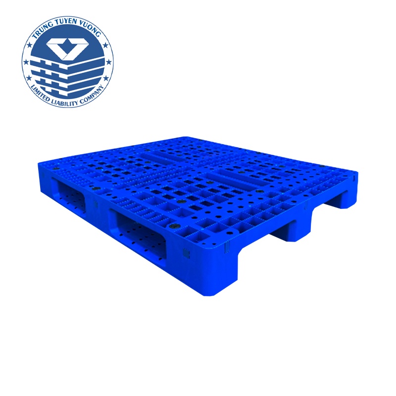 Pallet Nhựa 3 chân suốt 1000 x 1200 x 150mm