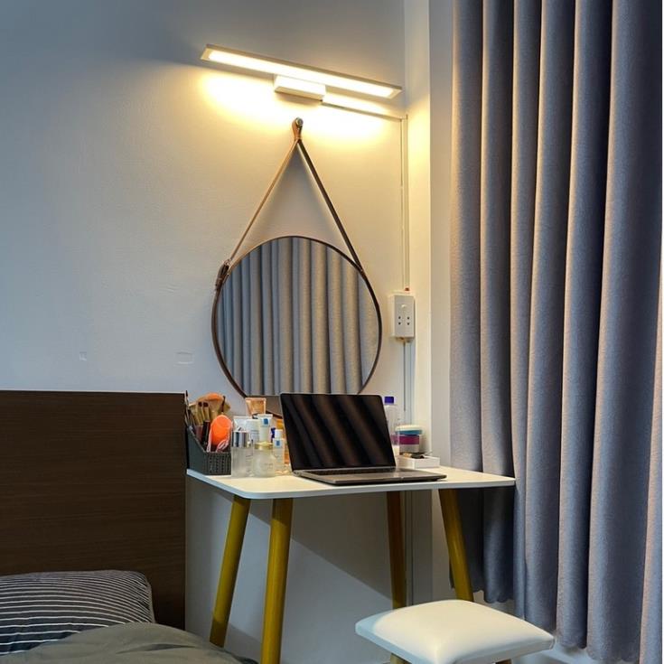 Đèn soi tranh - rọi gương siêu mỏng  kiểu dáng hiện đại trang trí nội thất cao cấp .
