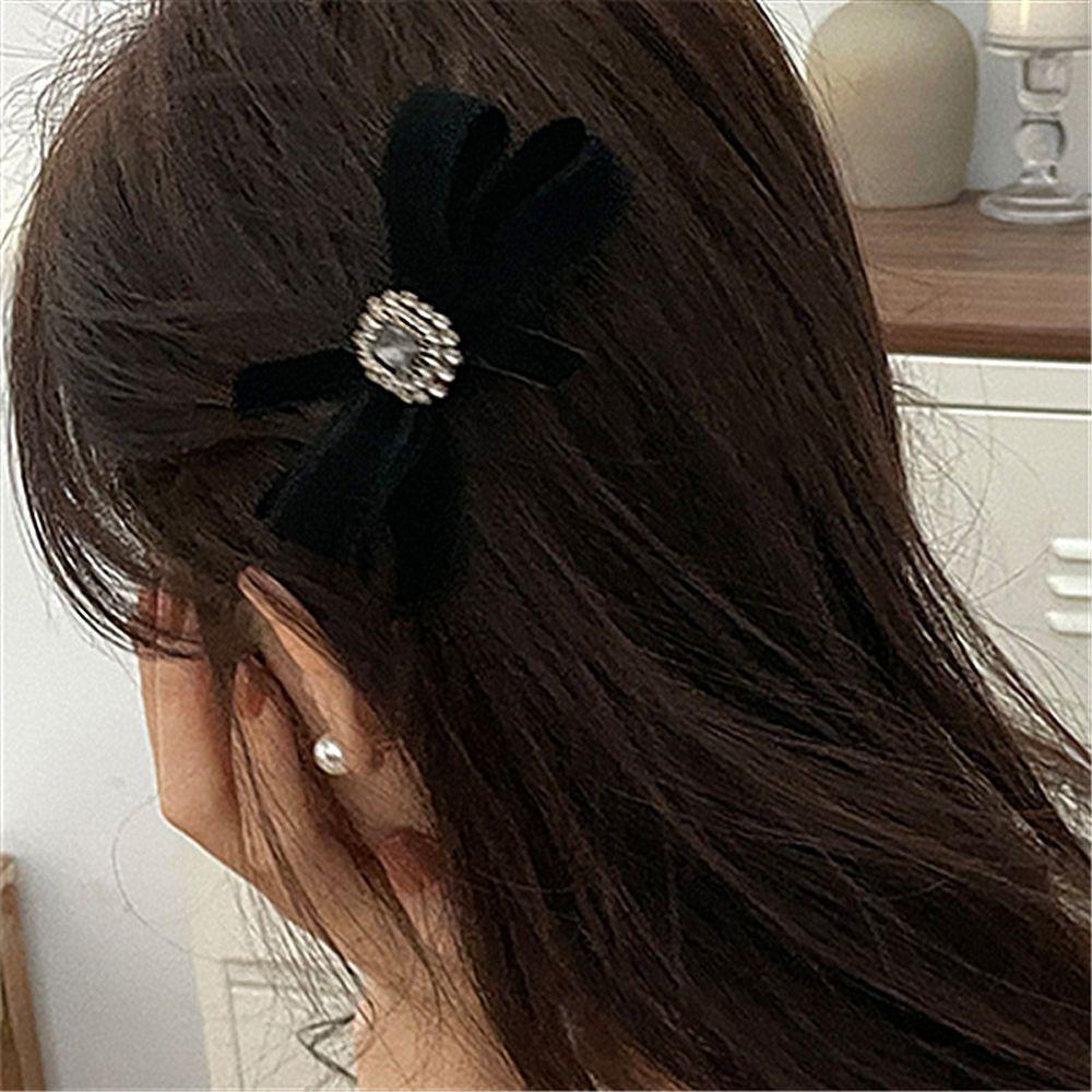 Dây Cột Tóc Đuôi Ngựa Bằng Vải Nhung 26 Kiểu Trang Nhã Dành Cho Bạn Nữ