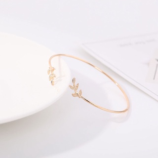 🔆🔆🔆Vòng tay nữ hở hình chiếc lá