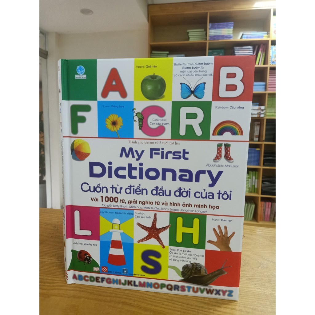 Sách: My First Dictionary - Cuốn từ điển đầu đời của tôi