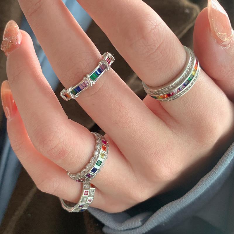 Nhẫn Đính Đá Zircon Màu Cầu Vồng Sang Trọng Thời Trang Cao Cấp Cho Nữ