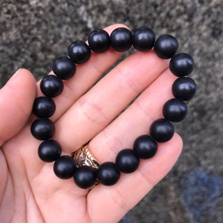 VÒNG TAY ĐÁ NÚI LỬA ĐEN 10LY