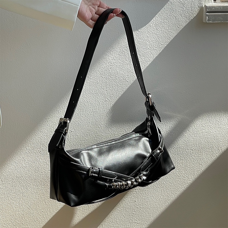 Túi IELGY đeo vai màu đen/ trắng phối dây xích thời trang chất lượng cao cho nữ