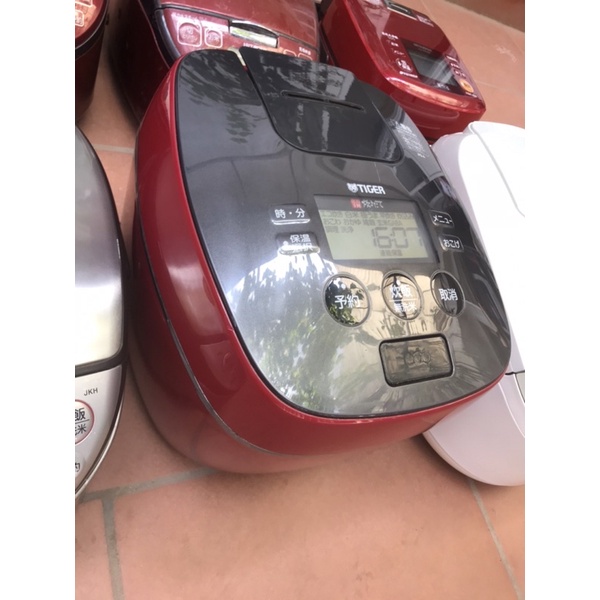 Nồi cơm điện Tiger cao tần IH nhật nội địa 100V, 3-5 người ăn