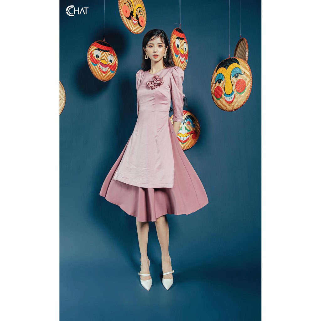 CCHAT Áo dài hoa ngực phối Q34 | BigBuy360 - bigbuy360.vn