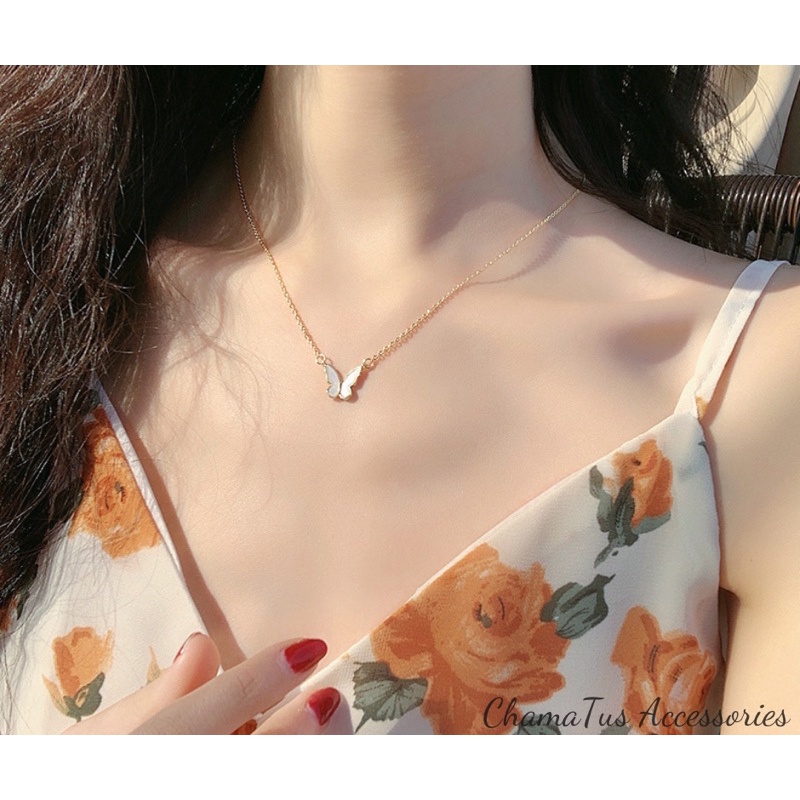 Vòng cổ Titan hình bướm