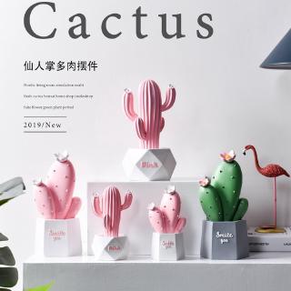 Cây xương rồng giả trang trí sáng tạo