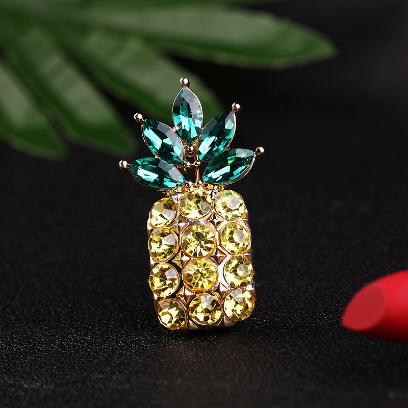 Ghim Cài Áo Hình Quả Dứa Đính Đá Dễ Thương