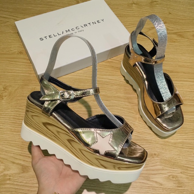Sandal sao