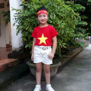 Áo cờ đỏ sao vàng